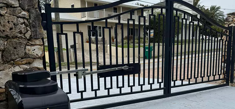 Swing Gate Opener with Keypad Batavia